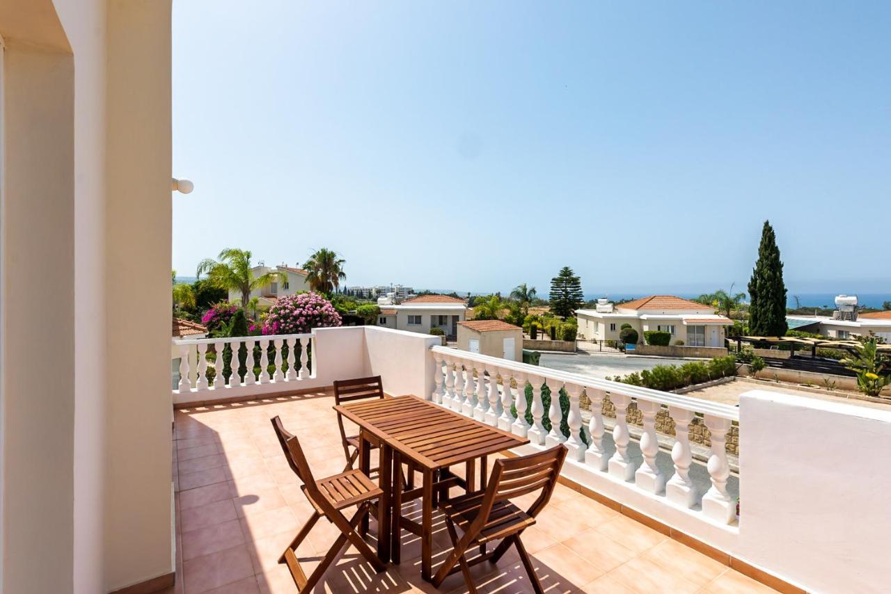 Villa Alysia By Ezoria Villas คอรัลเบย์ ภายนอก รูปภาพ
